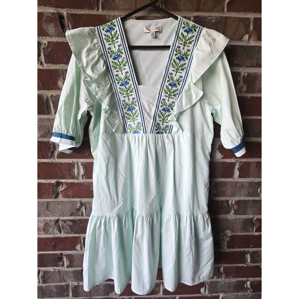 Me + K Women's Small Green Floral Embroidered Tiered Ruffle Mini Dress w/Pockets
